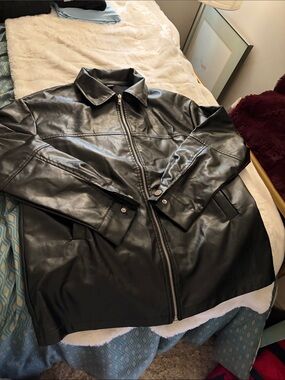 SHEIN Black Faux Leather Collar Jacket